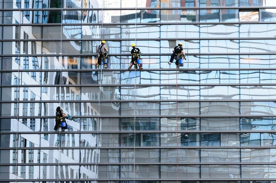 Glass-Cleaning